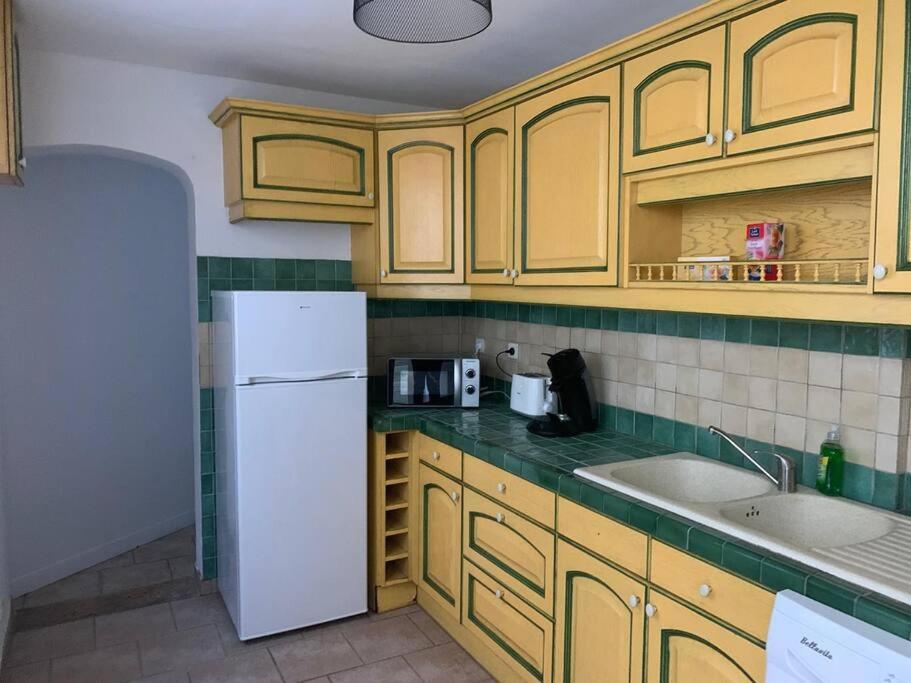 Appartement Avec Cours 日安 外观 照片