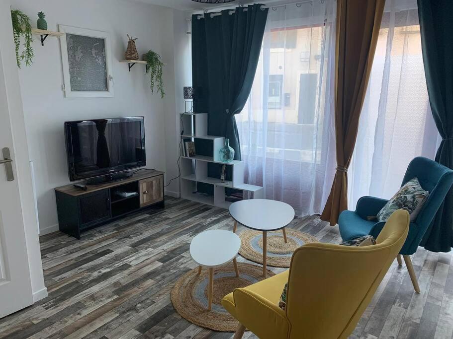 Appartement Avec Cours 日安 外观 照片
